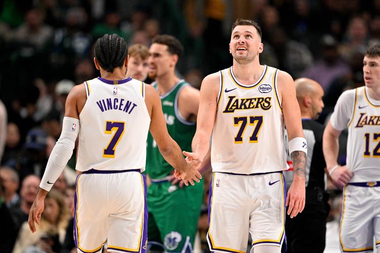 东契奇谈争冠前景：我们总是相信自己若你不相信就不应该在这里