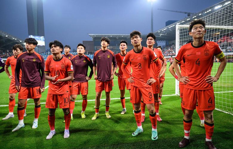 6人染黄！亚足联官方：蓉城对武里南联有不当行为，罚款3000美元