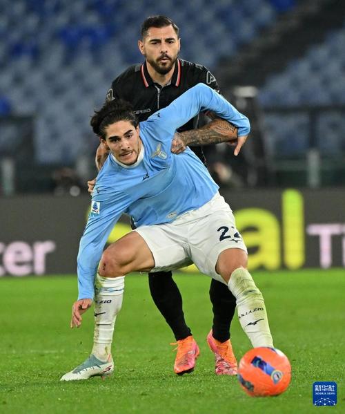 接替大卫尼科拉，官方：詹保罗出任意甲克雷莫内塞一线队主帅