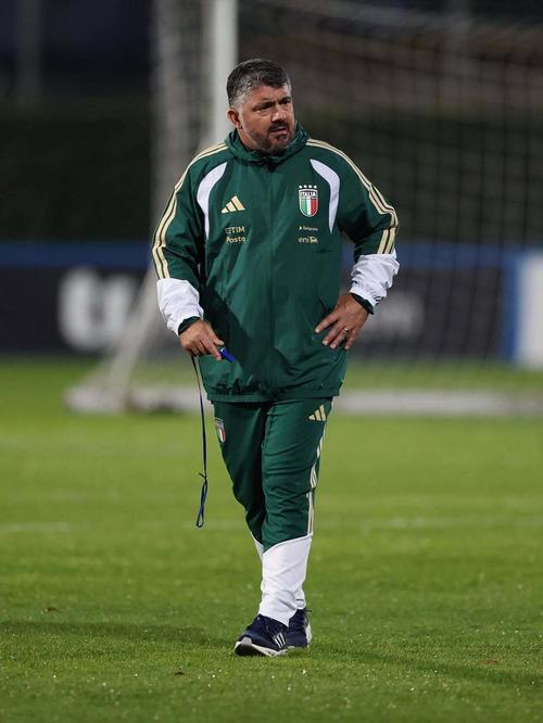 迪马：托纳利大腿肌肉受伤被换下，可能影响世预赛为意大利出战