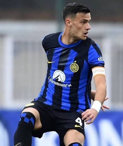 米体：国米有意科内与帕莱斯特拉，若巴斯托尼离队签穆哈雷莫维奇