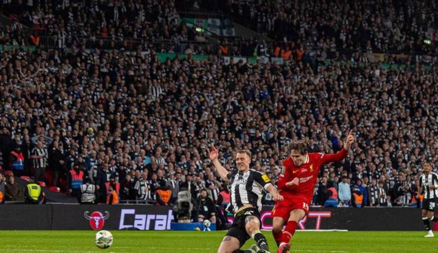 埃迪豪：纽卡处于赛季最佳状态若击败巴萨将是生涯最重要胜利