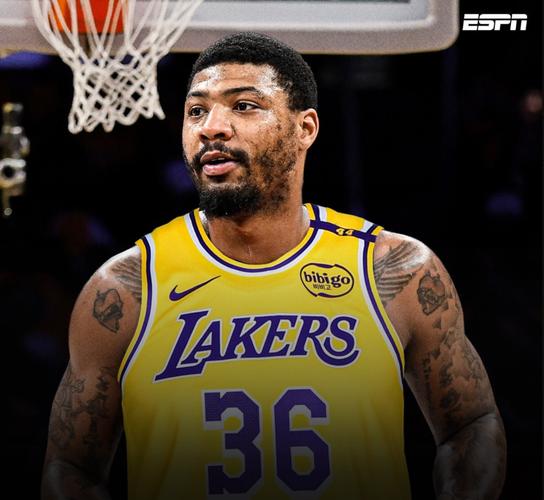 雷吉米勒：让我们给斯玛特赞赏他逐渐回到DPOY时期的水准了