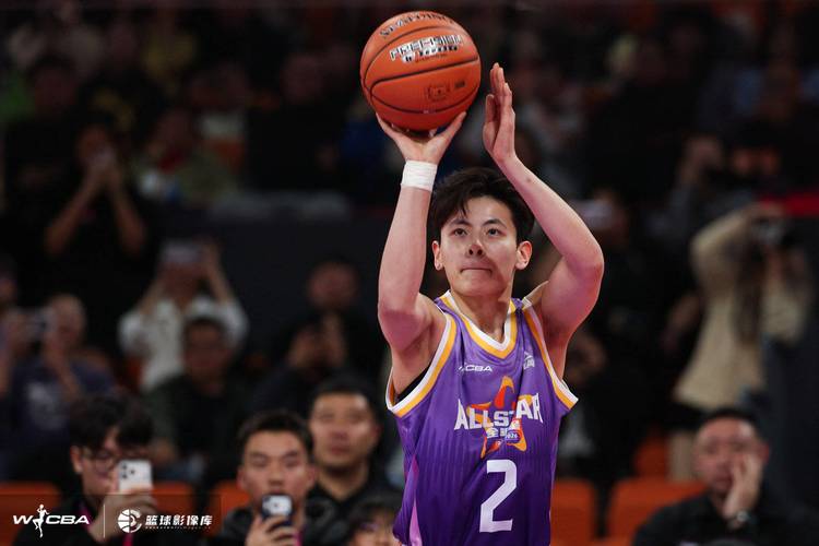 WCBA全明星周末：刘贝荣获星锐赛MVP杨舒予晋级三分大赛决赛