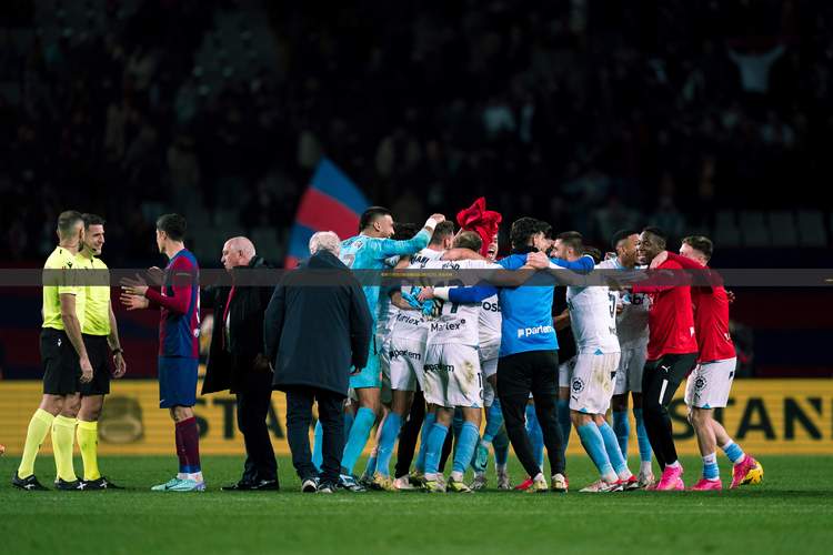 塔帅表示上半场我们的表现优于对手，并且创造了比赛中最好的两次机会_英超直播