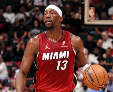 翻江倒海！阿德巴约三节17中10砍23分21板篮板已平生涯最高