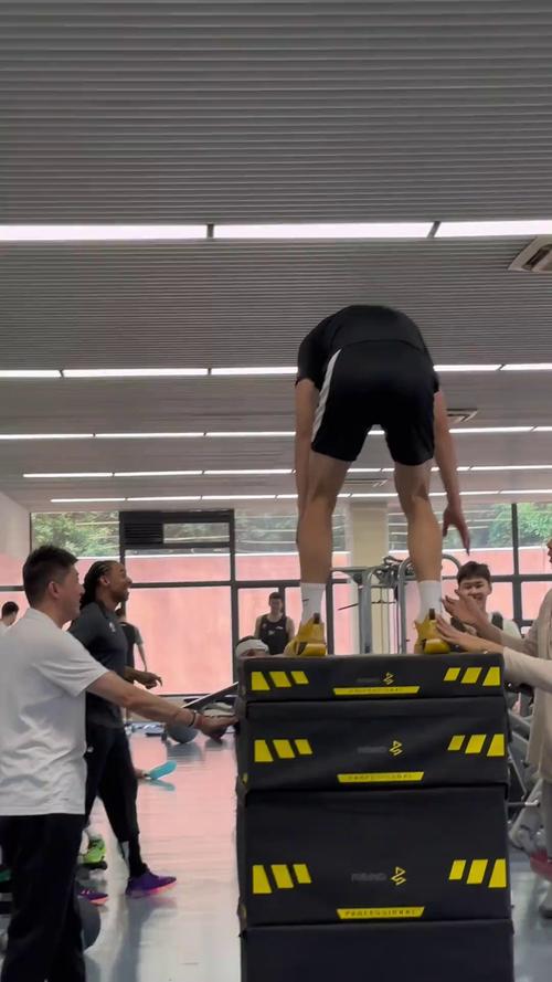 东超CEO李小龙：下赛季计划扩军至16支球队仍在邀请CBA球队参赛