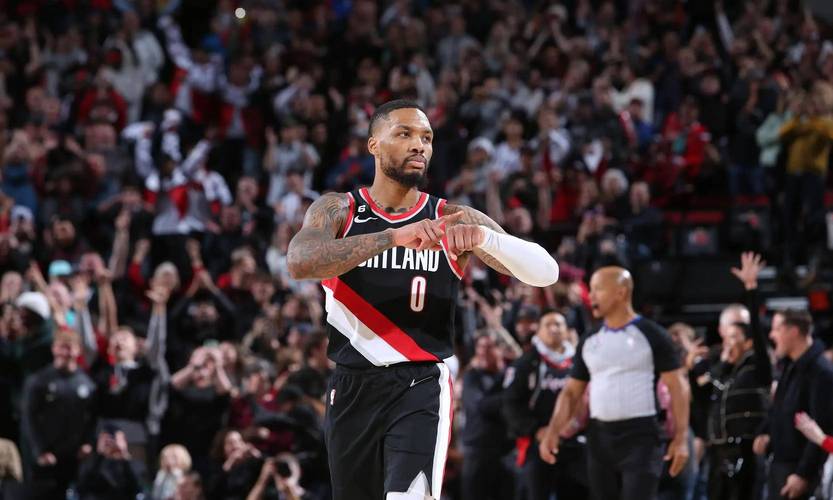 过去一年十大最差操作:骑士火箭快船引援失败裁利拉德影响深远