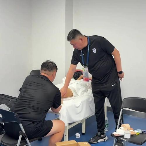 是否参加“东北超”陈东：朱鹏宇射门我没守住，已经彻底退休