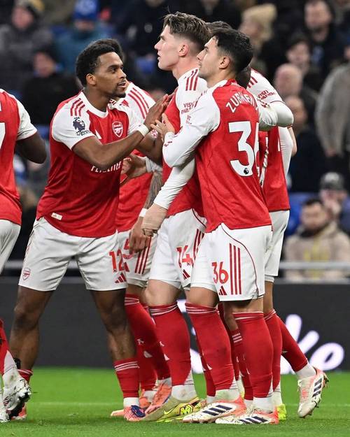 瑞典开场6分钟就取得领先！约克雷斯包抄打进个人本届世预赛首球