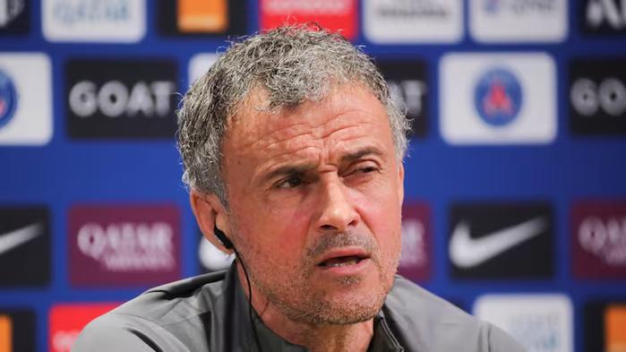 执教不到三年已夺八座冠军！斯基拉：巴黎开始与恩里克谈续约