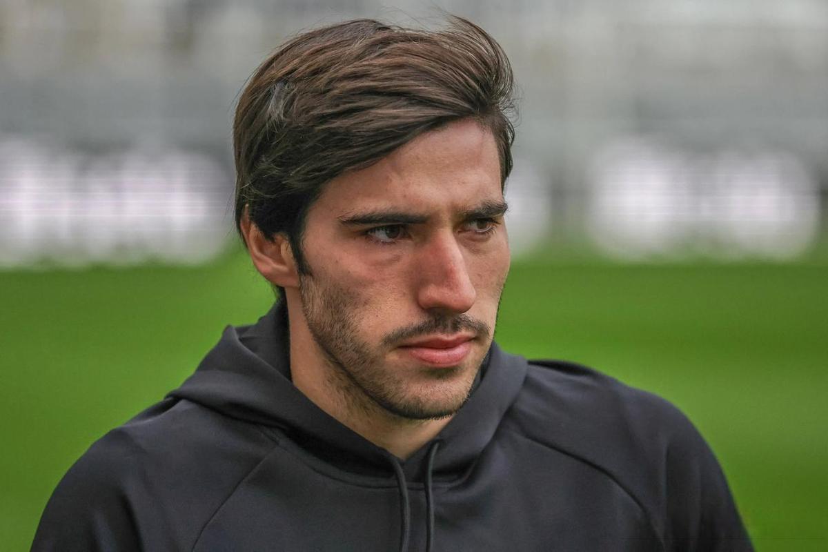 记者:托纳利愿回意大利但经济上难以实现,英超、皇马是现实选择